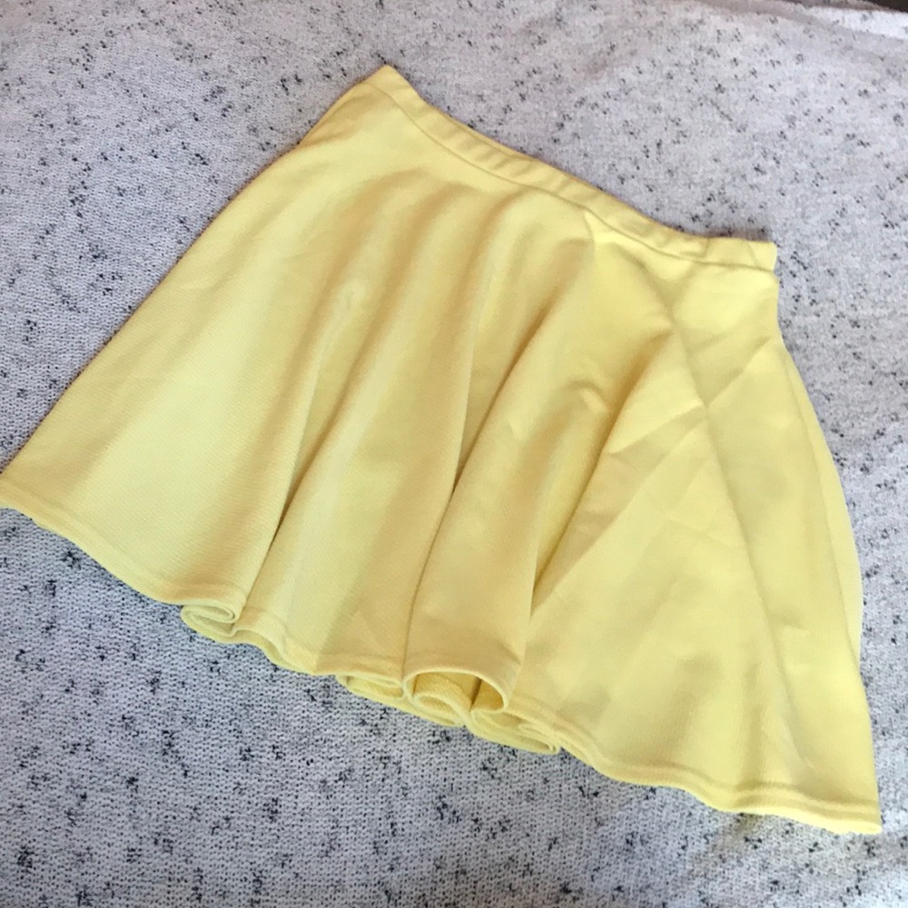 Soft Yellow skater skirt